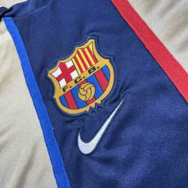 01-02 Barcelona away retro kid kit