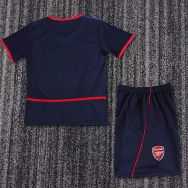 02-04 Arsenal Away retro kid kit