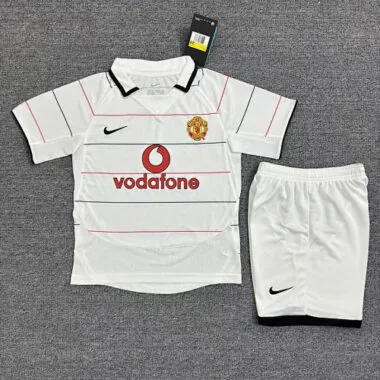 03-05 Manchester United white retro kid kit