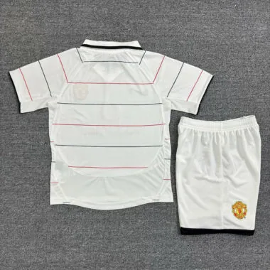 03-05 Manchester United white retro kid kit