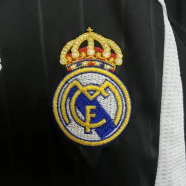 06-07 Real Madrid away retro kid kit