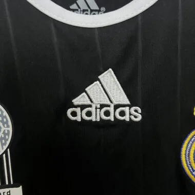 06-07 Real Madrid away retro kid kit