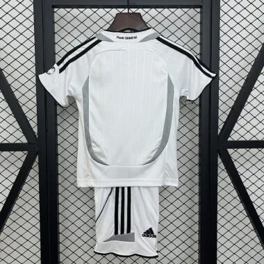 06-07 Real Madrid home retro kid kit