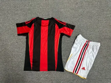 10-11 AC Milan home retro kid kit