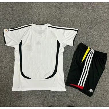 Equipación retro infantil de Alemania para partidos en casa de 2006