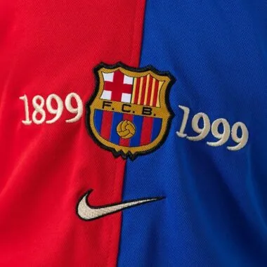 Equipación retro para niño del Barcelona (temporada 99-00)