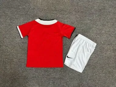 Manchester United 04-06home kids retro jersey