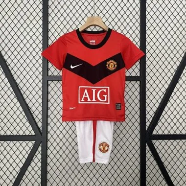 Manchester United 09-10 home kid kits