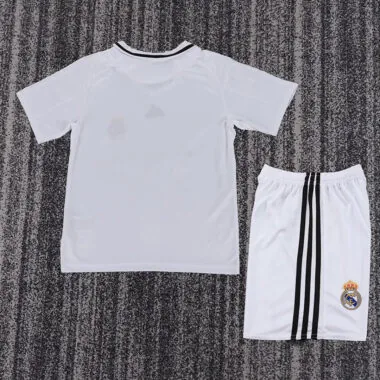 Real Madrid 2008-09 home retro Kids Kit