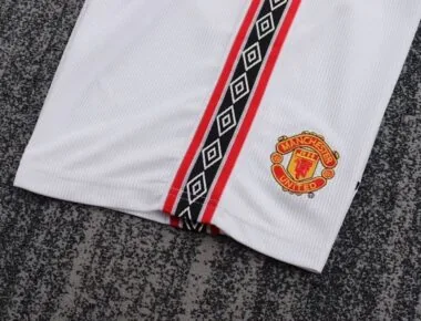 Retro Manchester united 1998/99 Home Long Sleeve kid kit (Size 16-28)