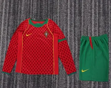 Camisa de futebol infantil de manga comprida «Retro Portugal 2004»