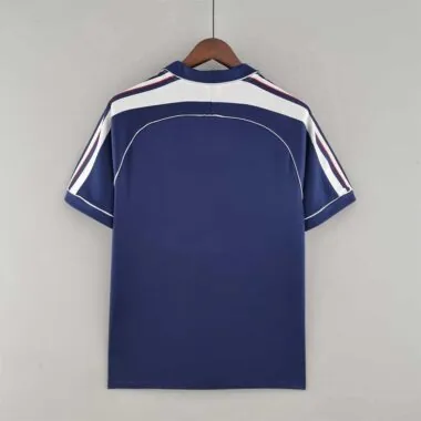 00-01 University of Chile home