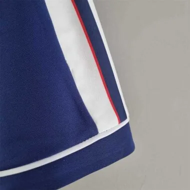 00-01 University of Chile home