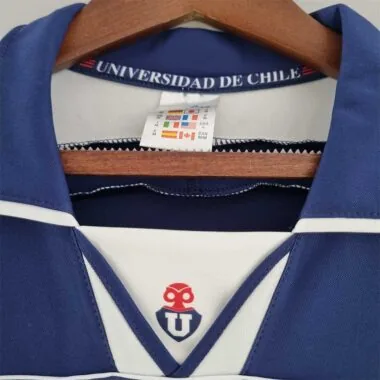 00-01 University of Chile home