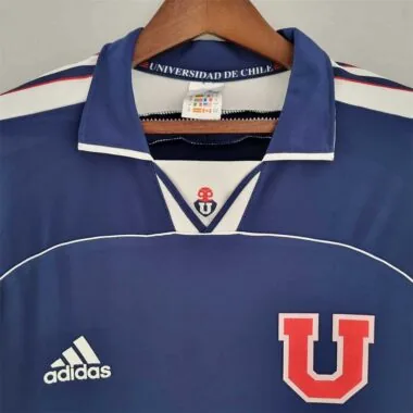 00-01 University of Chile home