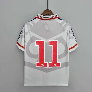 1996 University of Chile away