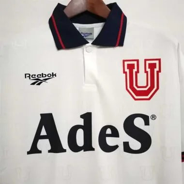 1998 University of Chile away