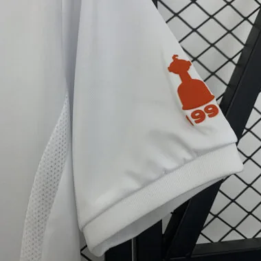 2004 Colo Colo home retro jersey