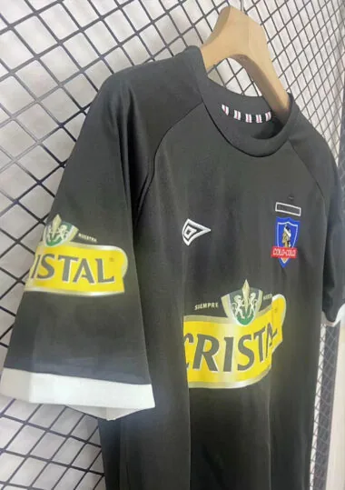 2011 Colo Colo away retro jersey