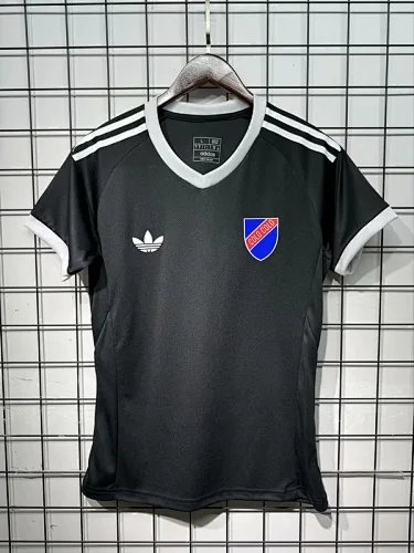 25-26 Colo Colo 100th black woman jersey