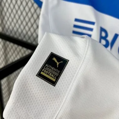 25-26 Universidad Catolica home Jersey