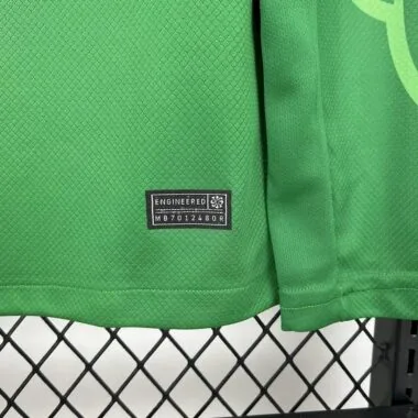 25-26 PSG Green long sleeve goalkeeper jersey