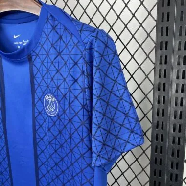 Maglia blu da allenamento pre-partita del PSG 25-26