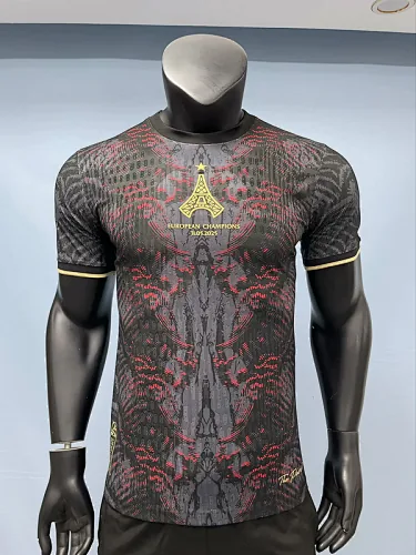 Camiseta del PSG, versión especial para jugadores, en negro y rojo, de las temporadas 25-26