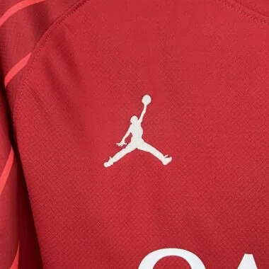 25-26 PSG red long sleeve goalkeeper jersey