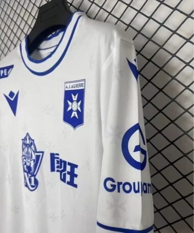 AJ Auxerre 2025/26 Home Jersey (S-2XL)