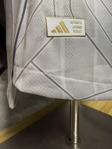 Lyon 2025/26 Third Away player version (S-2XL)