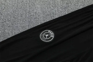 PSG 2025/26 Black Half zipper Training Suit (S-2XL)