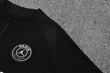 PSG 2025/26 Black Half zipper Training Suit (S-2XL)