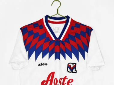 Retro 1995-96 lympique Lyon home Jersey (S-2XL)