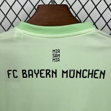 25-26 Bayern Munich Green Goalkeeper Kids Kit