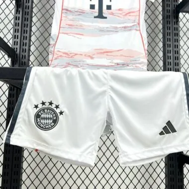25-26 Bayern away kid kit