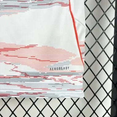 25-26 Bayern away kid kit