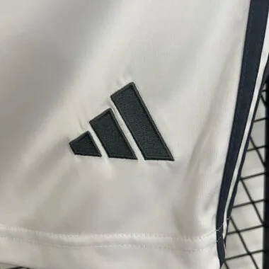 25-26 Bayern away shorts