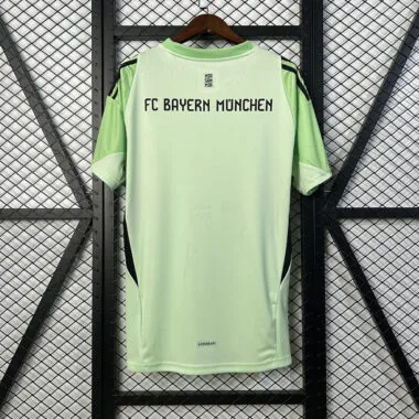 25-26 Bayern green goalkeeper jersey