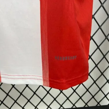 25-26 Bayern home jersey