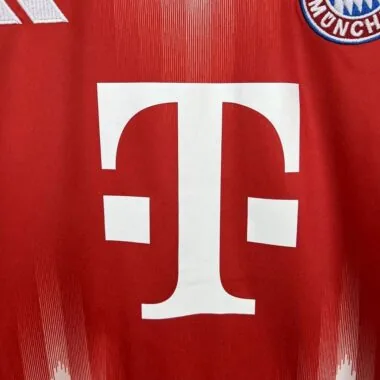 25-26 Bayern home jersey