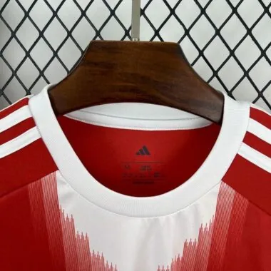 25-26 Bayern home jersey