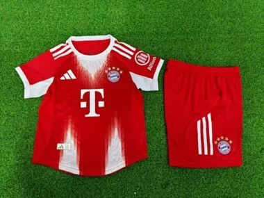 25-26 Bayern home player version kid kit