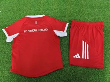 25-26 Bayern home player version kid kit