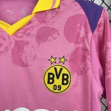 Camiseta especial rosa del Borussia Dortmund 25-26