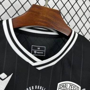 Camiseta negra especial de pretemporada «25-26 Carl Zeiss Jena» (tallas S-2XL)