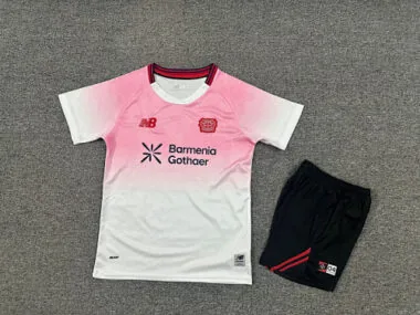 Equipamento infantil para o jogo fora de casa contra o Leverkusen, 25-26