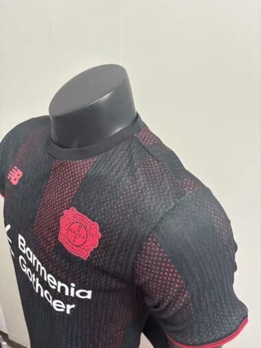 25-26 Leverkusen home player version Jersey (S-2XL)