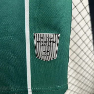 Camisa de jogo em casa do Werder Bremen 25-26