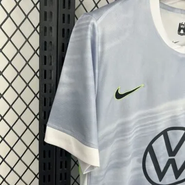 Maglia da trasferta del Wolfsburg 25-26